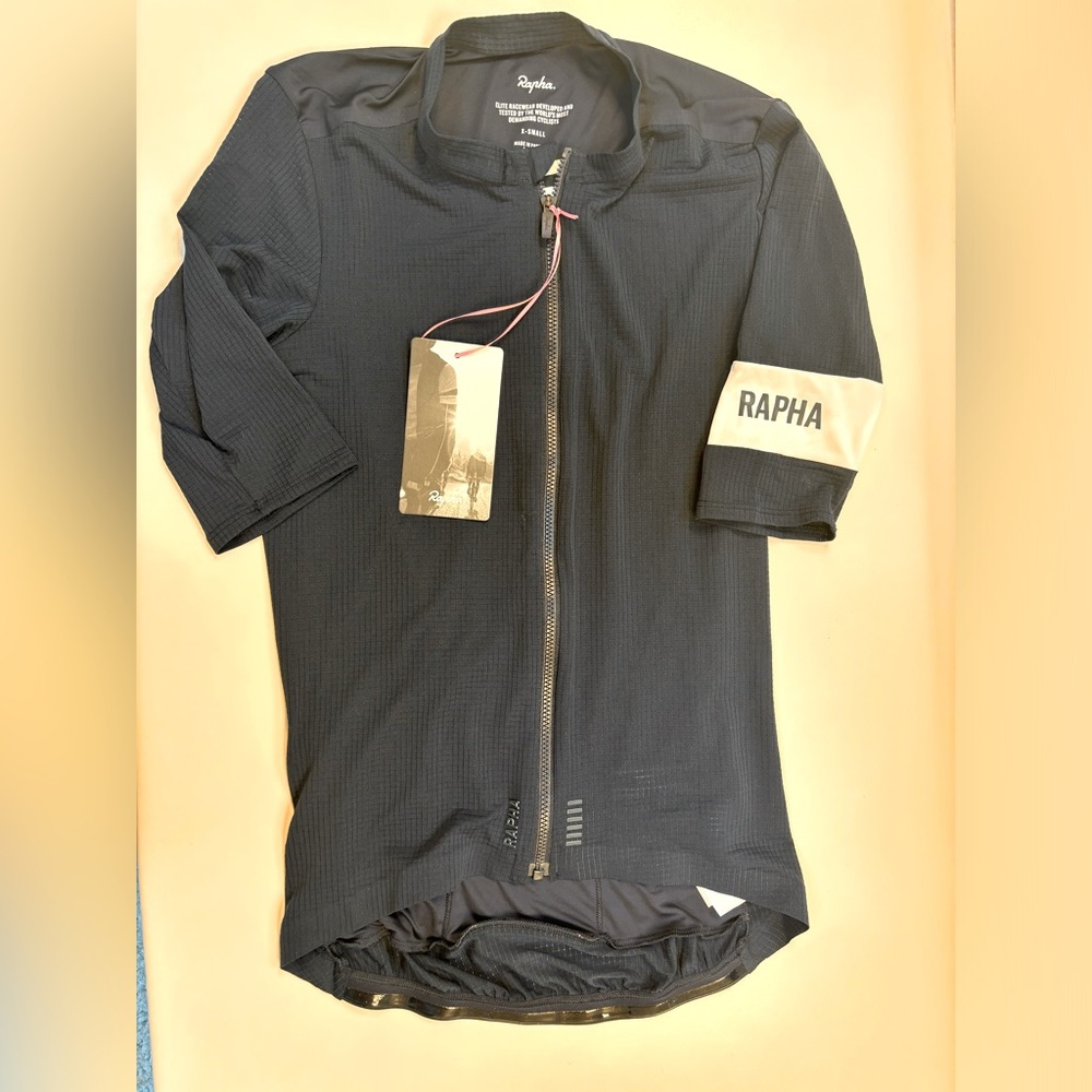 Rapha flyweight jersey